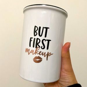 Ceramic Make-Up Brush Holder